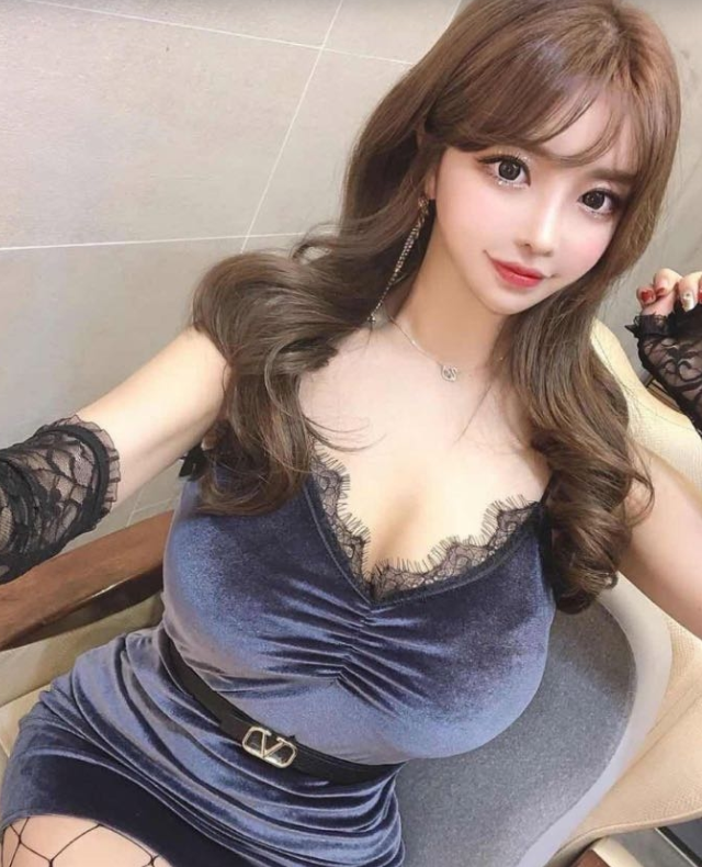 刚下海的学生妹妹，水汪汪的